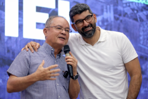 Dr. Daniel Santos se filia ao Podemos